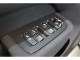 Volvo XC60 (2025) thumbnail 49