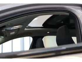 Volvo XC60 (2025) thumbnail 9