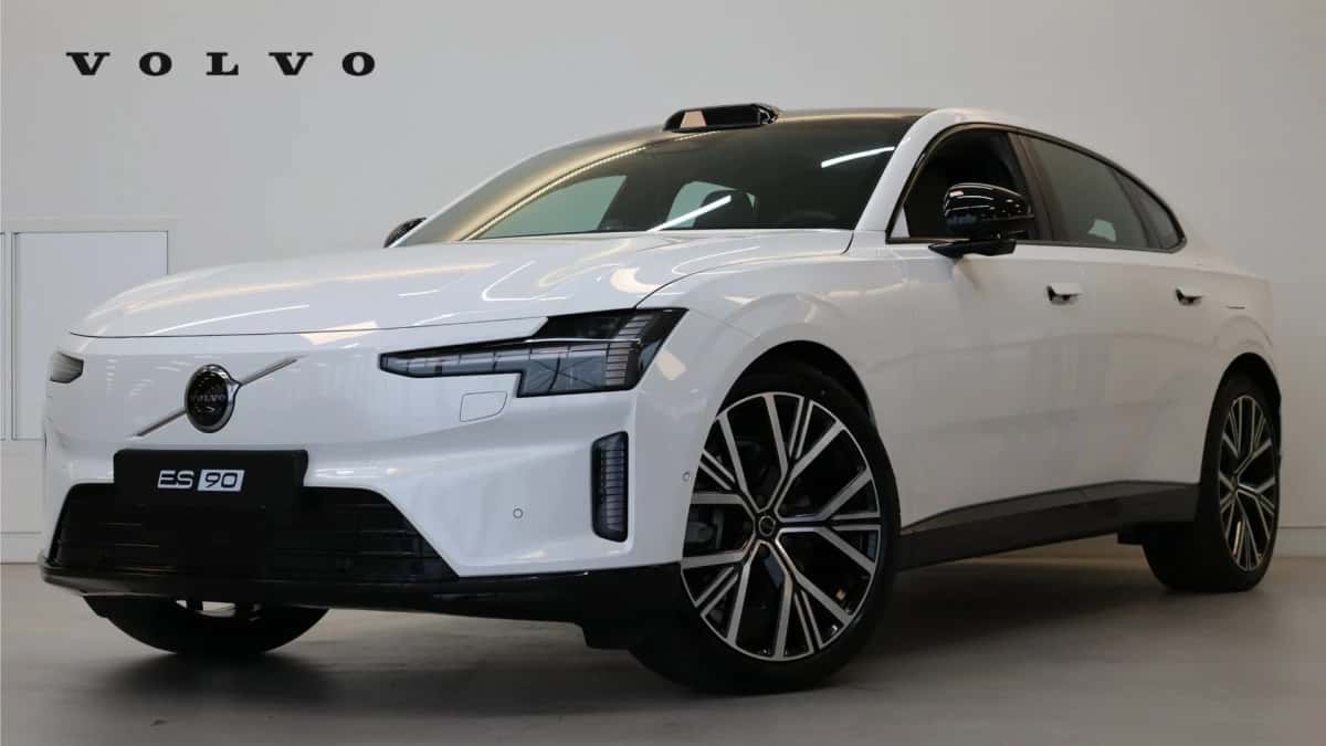 Volvo ES90 (2026) — foto 1