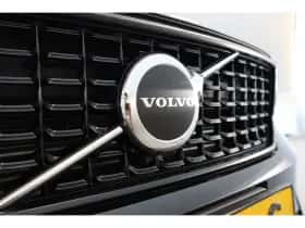 Volvo XC40 (2023) thumbnail 19
