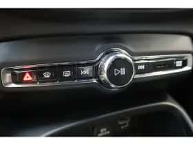 Volvo XC40 (2023) thumbnail 26