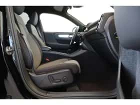 Volvo XC40 (2023) thumbnail 46