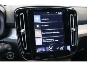 Volvo XC40 (2023) thumbnail 47