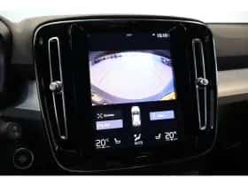 Volvo XC40 (2023) thumbnail 8