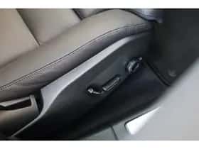 Volvo XC60 (2025) thumbnail 17