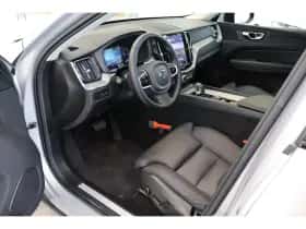 Volvo XC60 (2025) thumbnail 4