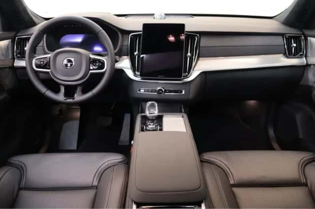 Volvo XC90 (2026) thumbnail 5