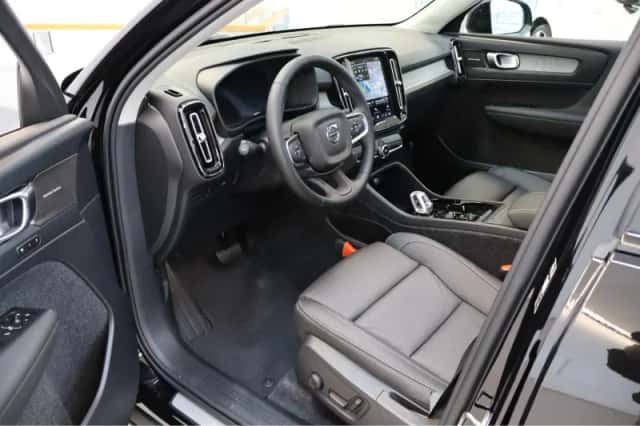 Volvo XC40 (2026) thumbnail 4