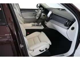 Volvo XC90 (2025) thumbnail 6