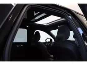 Volvo XC60 (2025) thumbnail 8