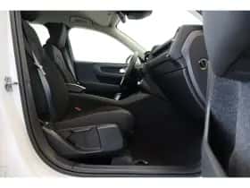 Volvo XC40 (2021) thumbnail 32