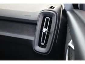 Volvo XC40 (2021) thumbnail 37