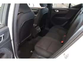 Volvo XC40 (2021) thumbnail 43