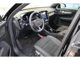 Volvo EX40 (2025) thumbnail 4