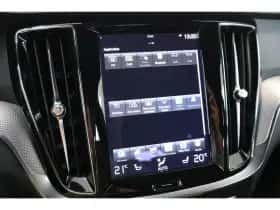 Volvo V60 (2022) thumbnail 32