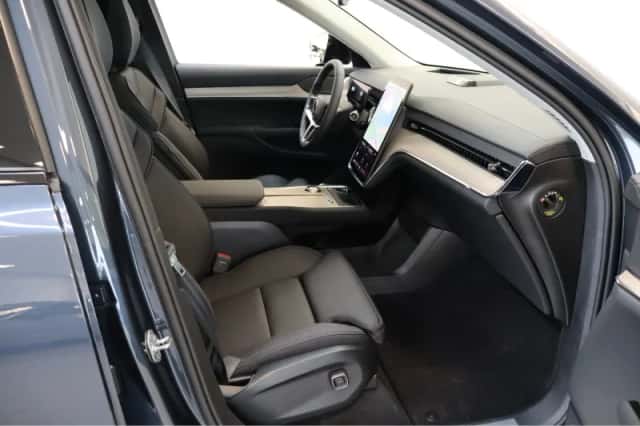 Volvo EX90 (2026) thumbnail 6
