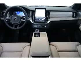 Volvo XC90 (2026) thumbnail 5