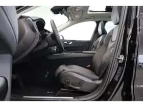 Volvo XC60 (2024) thumbnail 47