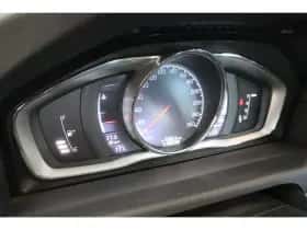 Volvo V70 (2016) thumbnail 25