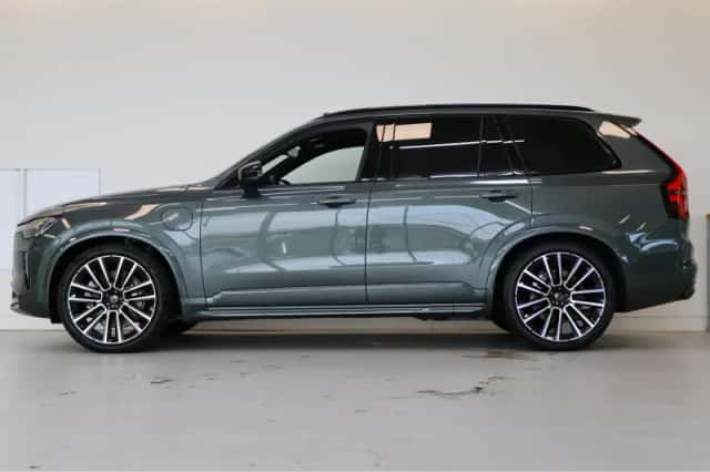 Volvo XC90 (2026) thumbnail 2