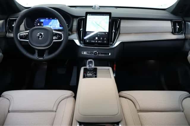 Volvo XC90 (2026) thumbnail 5
