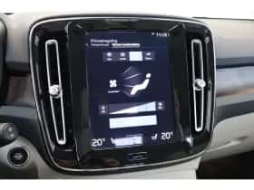 Volvo XC40 (2022) thumbnail 17