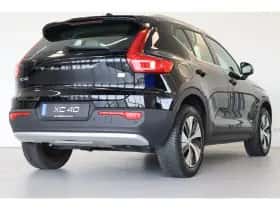 Volvo XC40 (2022) thumbnail 3