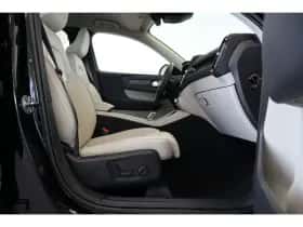 Volvo XC40 (2022) thumbnail 38