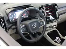 Volvo XC40 (2022) thumbnail 39