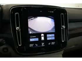 Volvo XC40 (2022) thumbnail 8