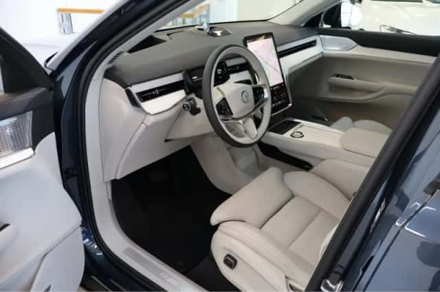 Volvo EX90 (2026) thumbnail 4