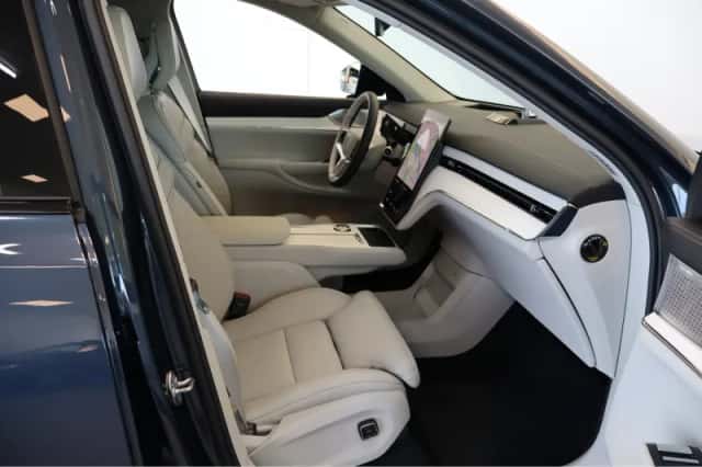 Volvo EX90 (2026) thumbnail 6