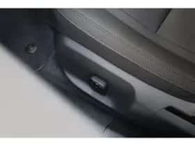 Volvo EX30 (2025) thumbnail 38