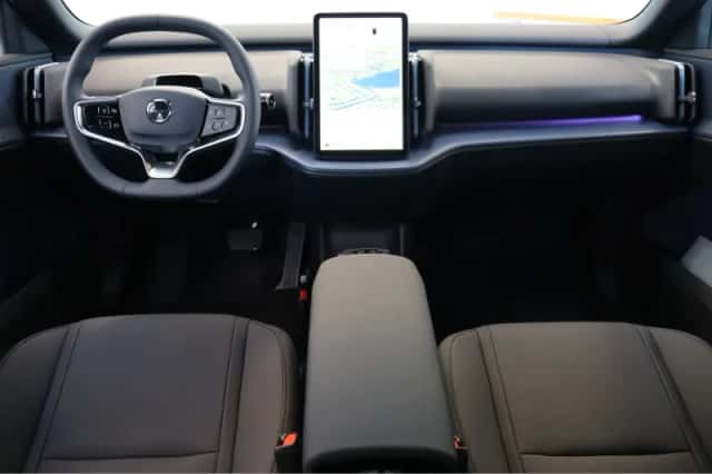 Volvo EX30 (2026) thumbnail 5