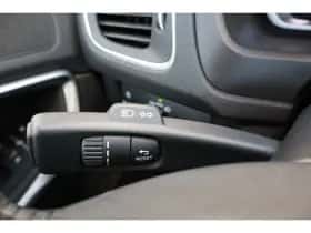 Volvo V40 (2017) thumbnail 20
