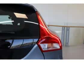 Volvo V40 (2017) thumbnail 31