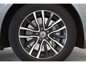 Volvo V40 (2017) thumbnail 7