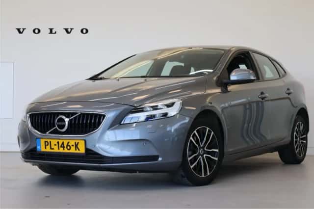 Volvo V40 (2017) thumbnail 1