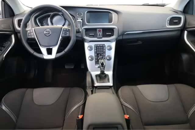 Volvo V40 (2017) thumbnail 5