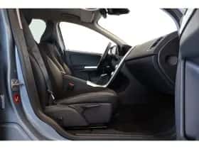 Volvo XC60 (2016) thumbnail 24