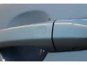 Volvo V40 (2019) thumbnail 35
