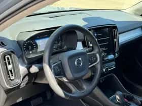 Volvo XC40 (2019) thumbnail 5