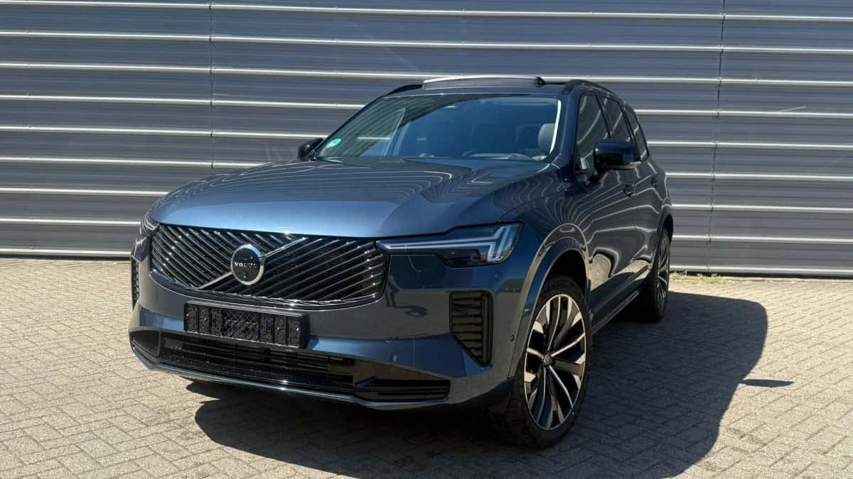 Volvo XC90 (2025) — foto 1