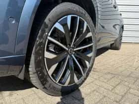 Volvo XC90 (2025) thumbnail 4