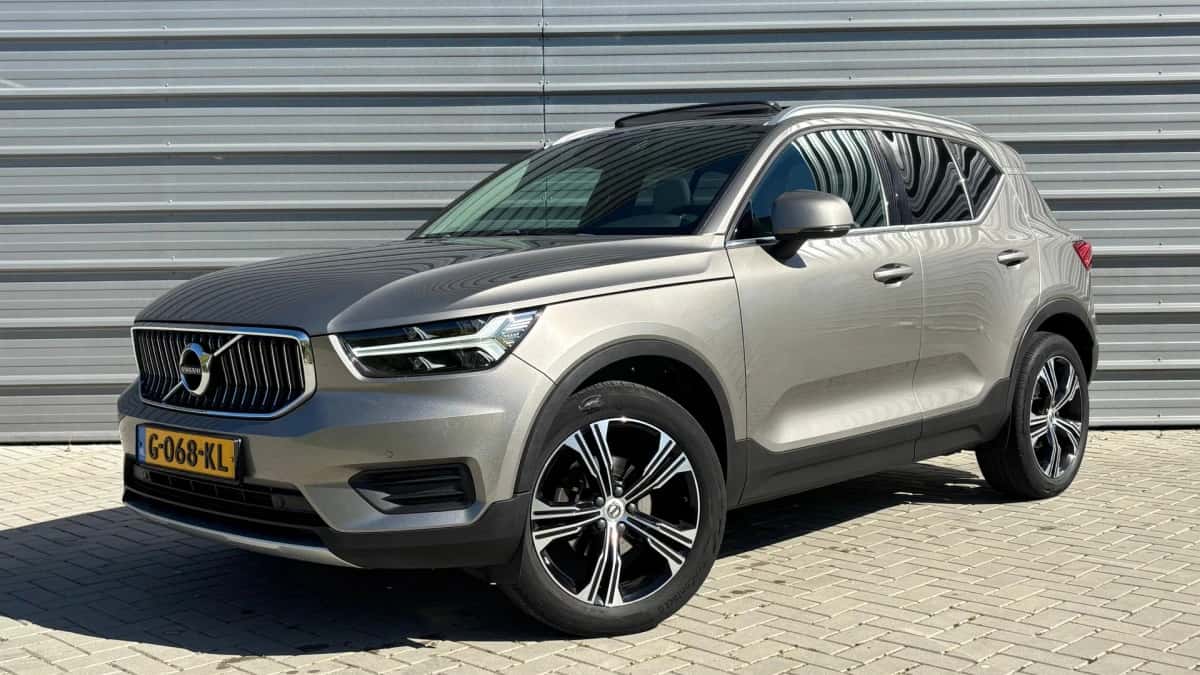 Volvo XC40 (2019) — foto 1