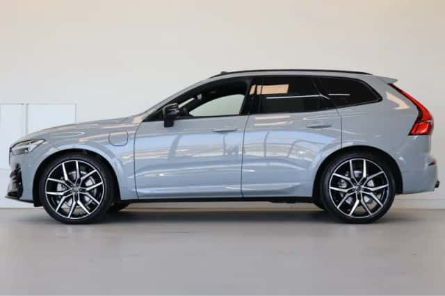 Volvo XC60 (2026) thumbnail 2