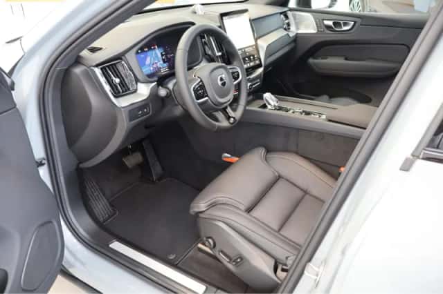 Volvo XC60 (2026) thumbnail 4