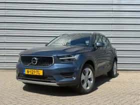 Volvo XC40 (2022)