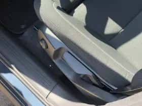 Volvo XC40 (2022) thumbnail 9