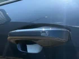 Volvo XC40 (2022) thumbnail 10